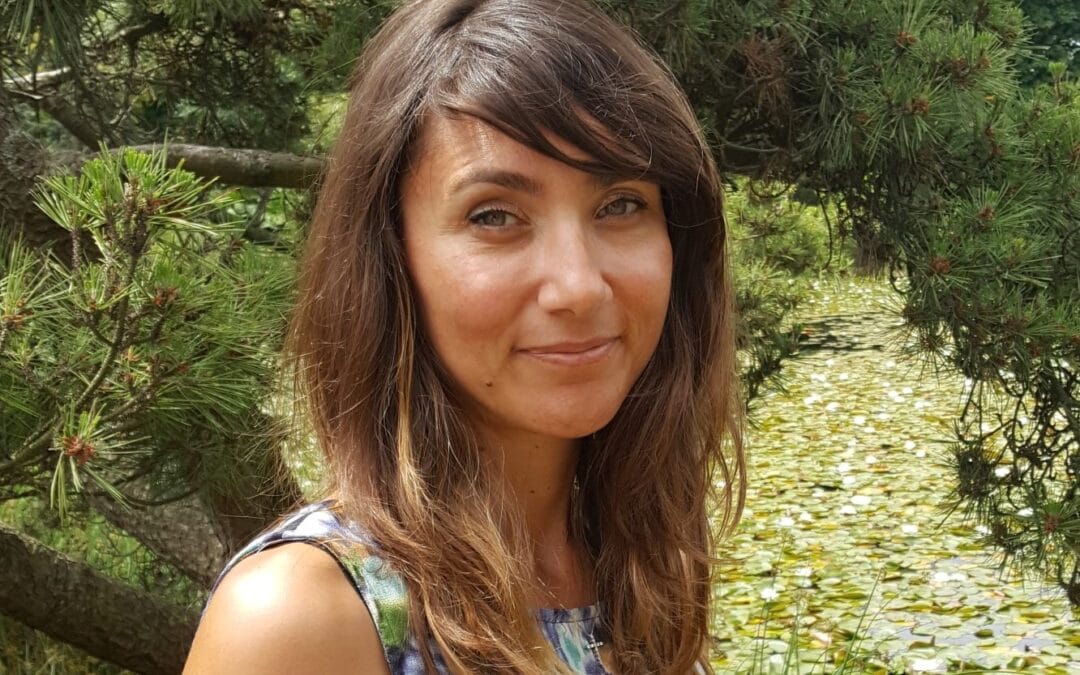 Valentina Chichiniova, MA, RCC, CCC, specializes in supporting adults and youth in community and inpatient settings through struggles such as complex trauma, anxieties, depression, bi-polar disorder, life stress and more using techniques including EMDR, CBT and psychedelic integration
